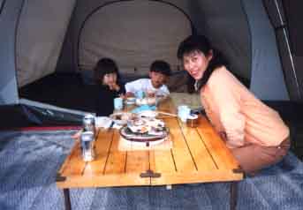 �Ă����L�����v�e�[�u��