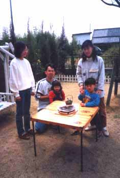 �Ă����L�����v�e�[�u��